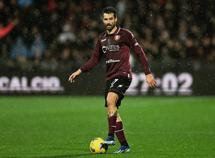 Antonio Candreva con la maglia della Salernitana - fonte Instagram - mondosportivo.it