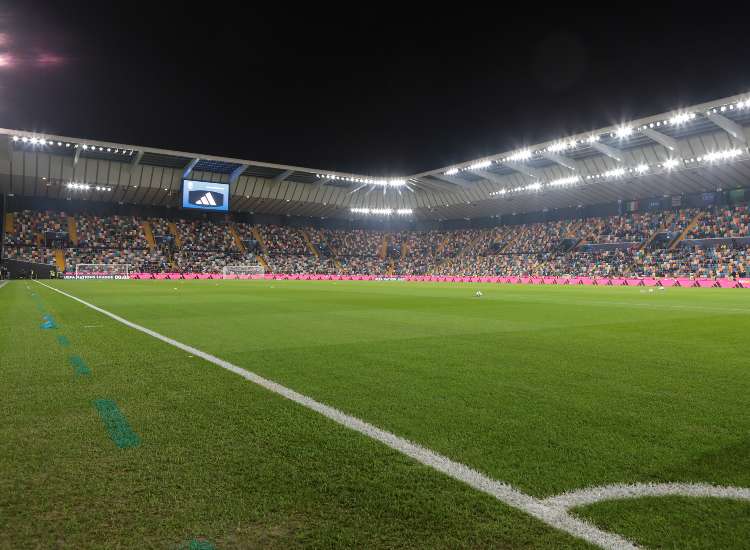 Lo stadio durante Italia Israele - fonte Lapresse - mondosportivo.it